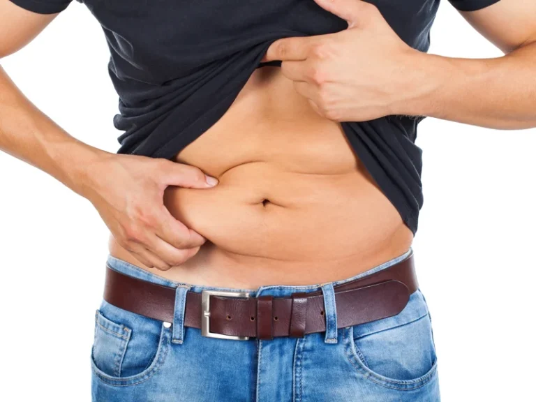 عملية شفط دهون البطن